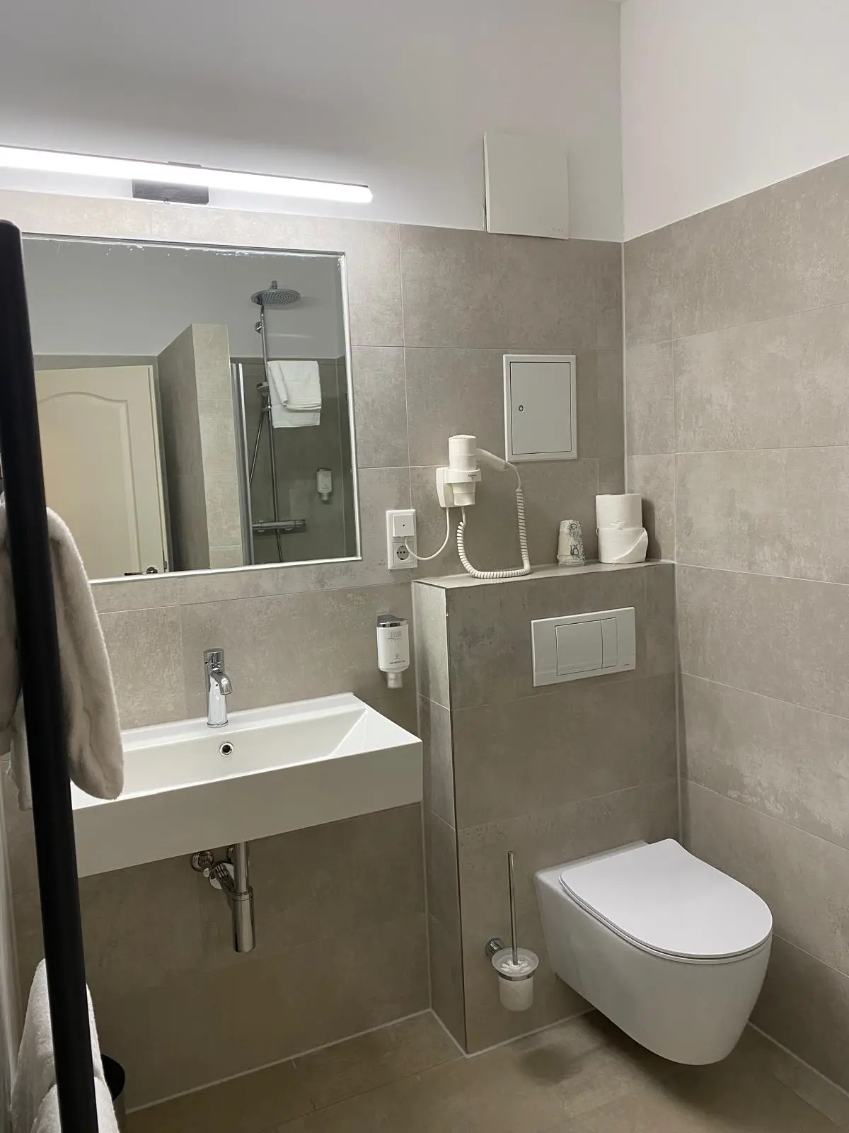 Badezimmer eines Doppelzimmers im Altstadt Hotel Potsdam