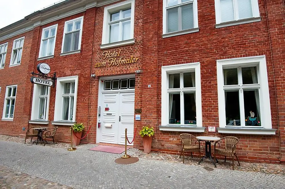 Außenansicht des Hotels zum Hofmaler im Holländischen Viertel in Potsdam